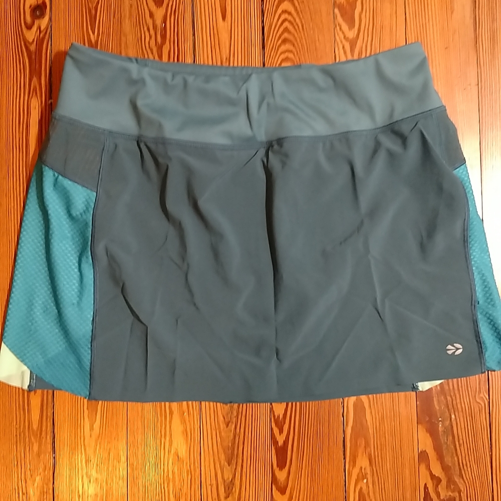 NWT GoLite Skort